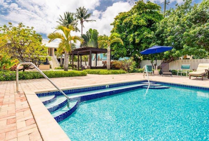 Beach Living At Island Pine Villas Blaw George Town Buitenkant foto